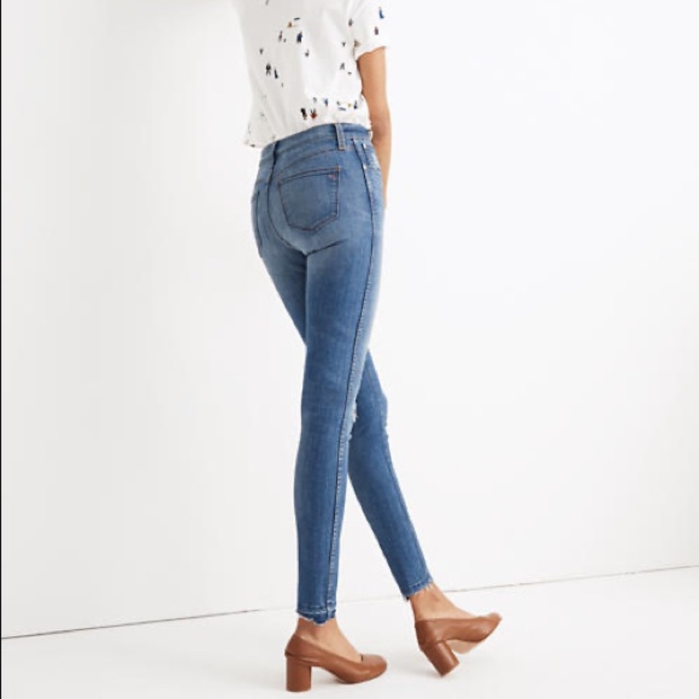 Madewell 10" High-Rise Skinny Jeans: Drop Step-Hem Edition in Everton - Picture 2 of 7